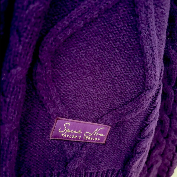 Taylor Swift “Speak Now” cardigan - Picture 2 of 3